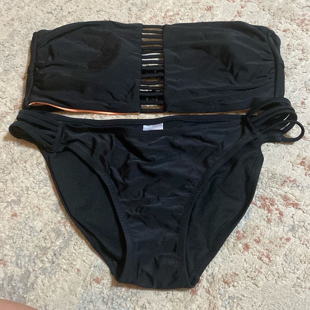 Xhilaration 2 piece swimsuit